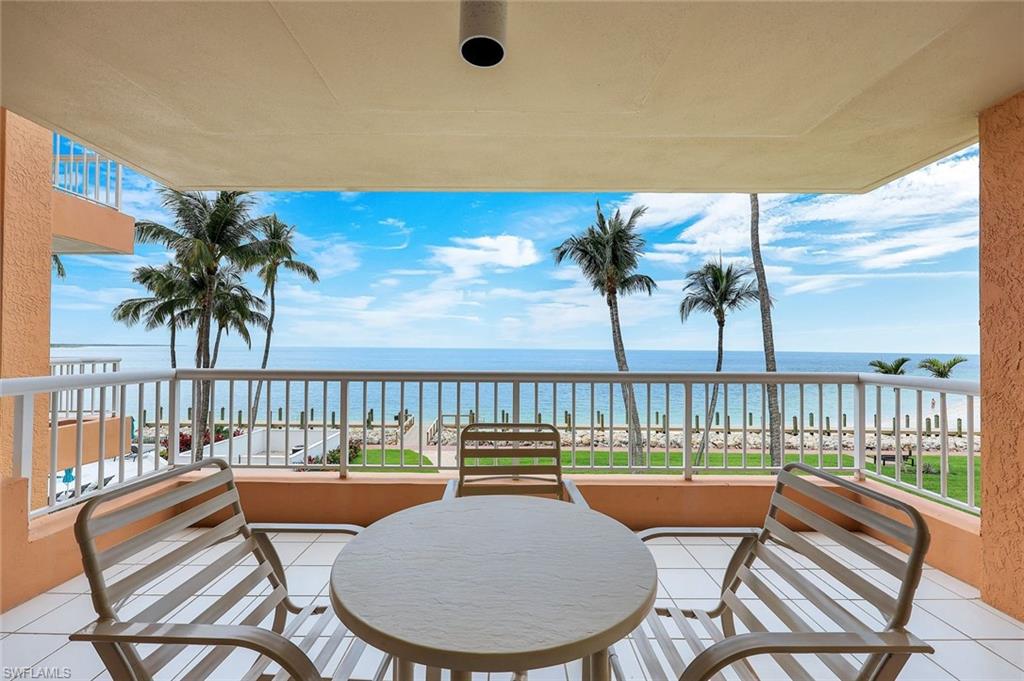 990 Cape Marco Dr 208 Property Photo 20