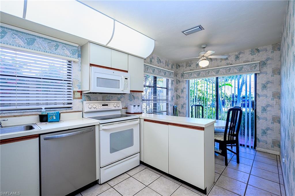 855 Reef Point Cir Property Photo 13