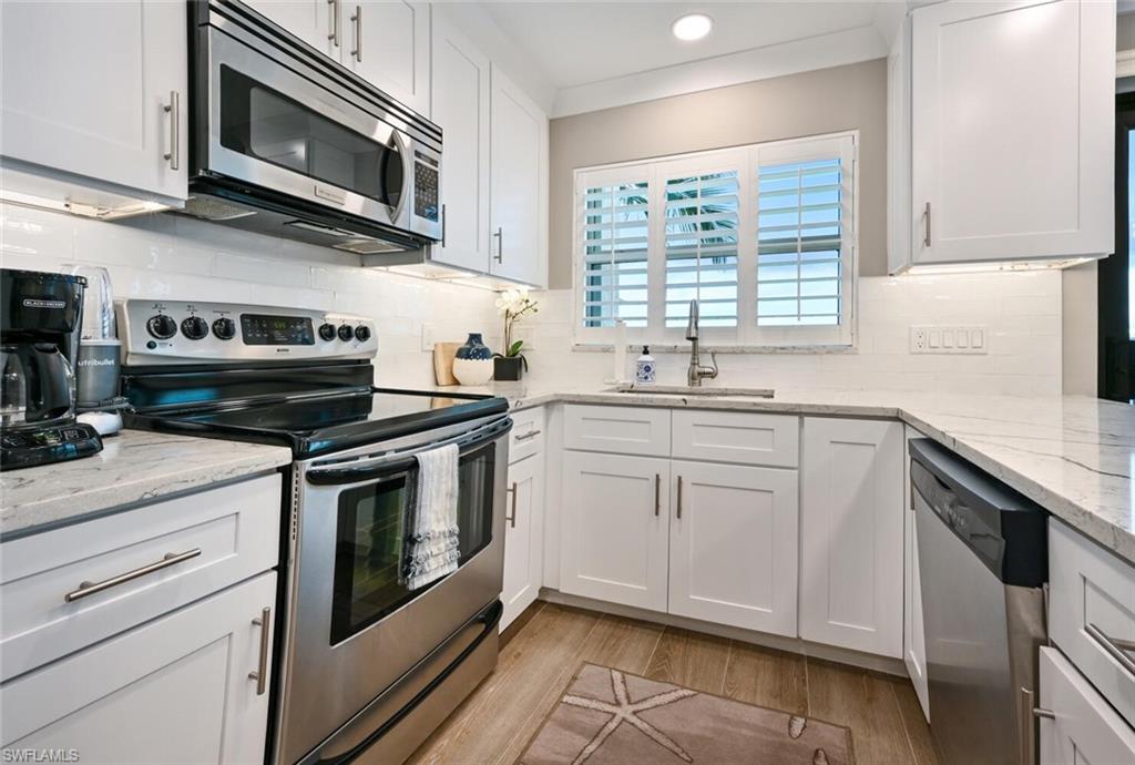 3200 Gulf Shore Blvd N 308 Property Photo 11