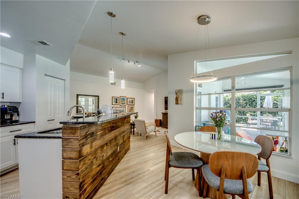 9910 Laketree Ct Property Photo 13