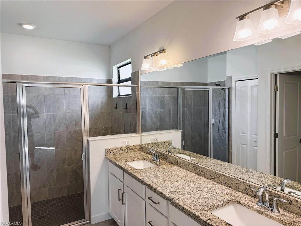 13856 Pine Lodge Ln Property Photo 8