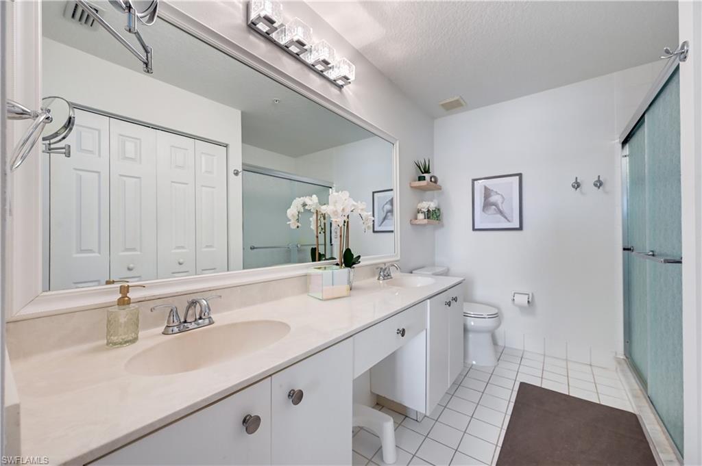 6650 Huntington Lakes Cir 102 Property Photo 16