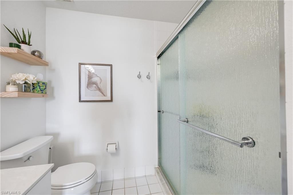6650 Huntington Lakes Cir 102 Property Photo 17
