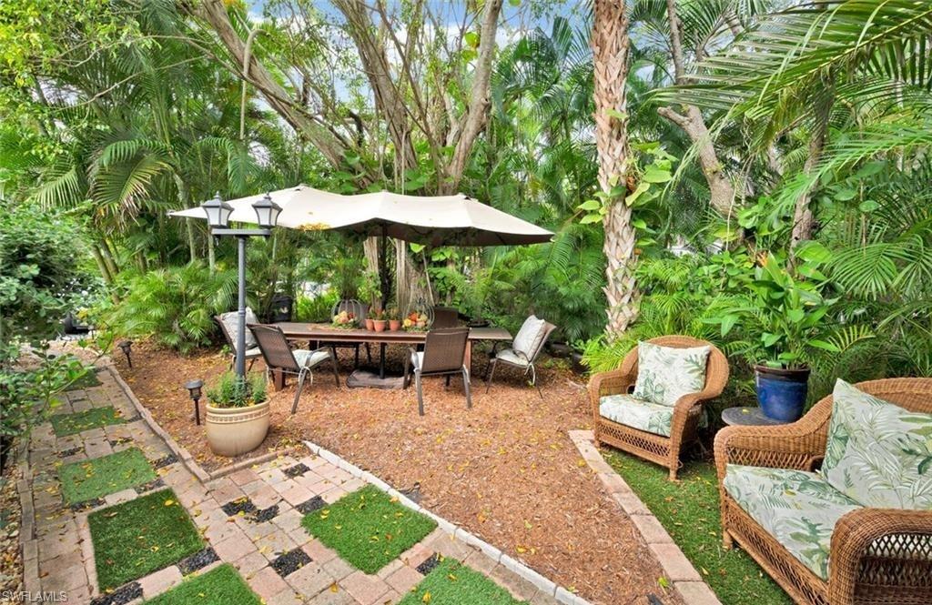 1245 Solana Rd Property Photo 11
