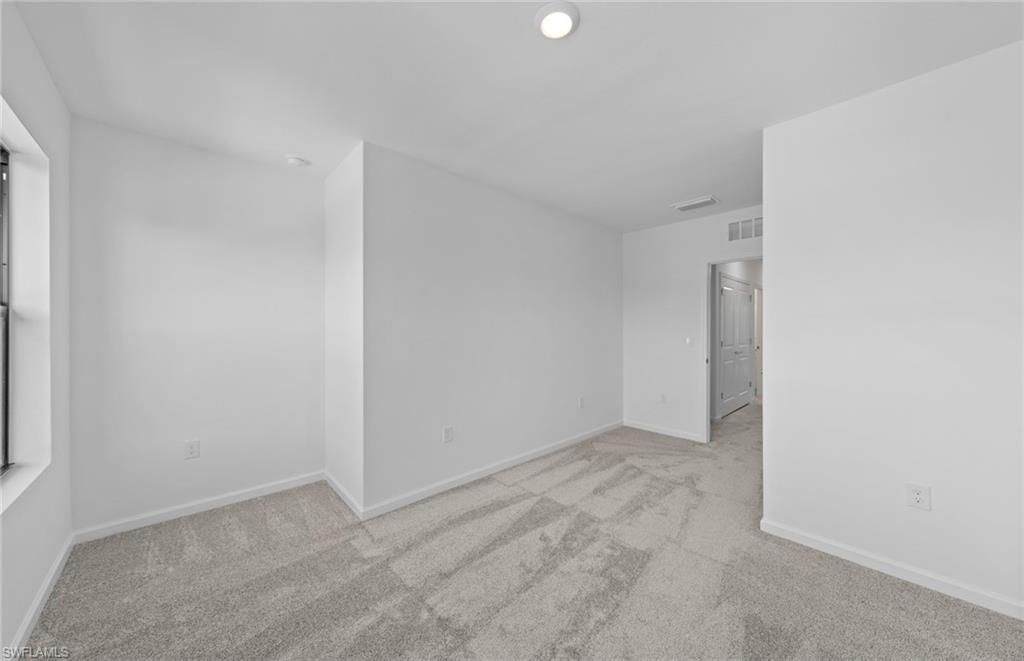 1552 Lake Jessup Cir Property Photo 8