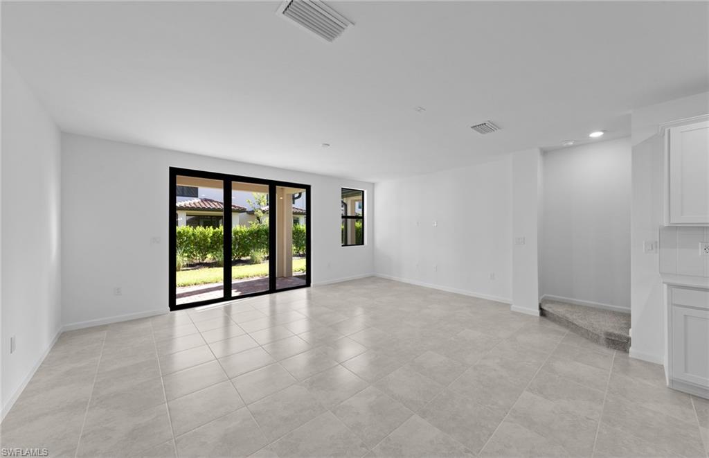 1552 Lake Jessup Cir Property Photo 13