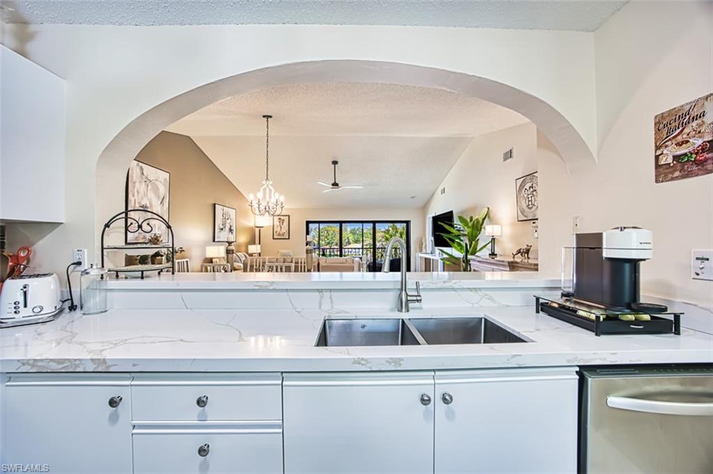 5708 Deauville Cir J305 Property Photo 7