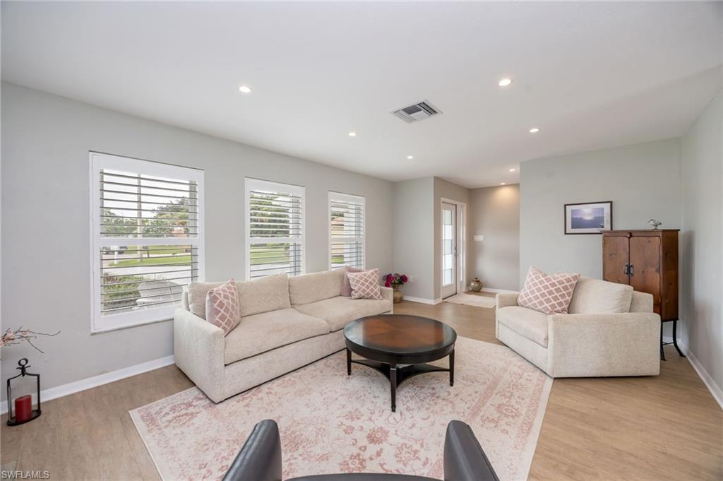 363 Juli Fe Dr Property Photo 3