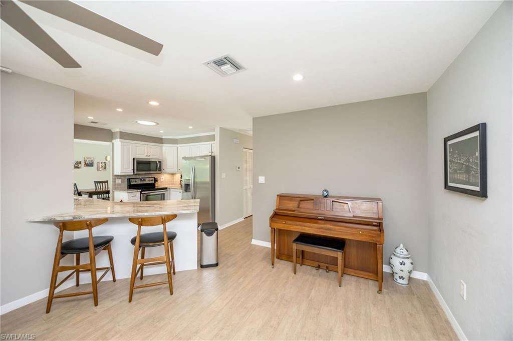 363 Juli Fe Dr Property Photo 8