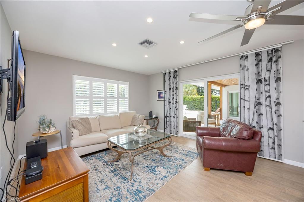 363 Juli Fe Dr Property Photo 10