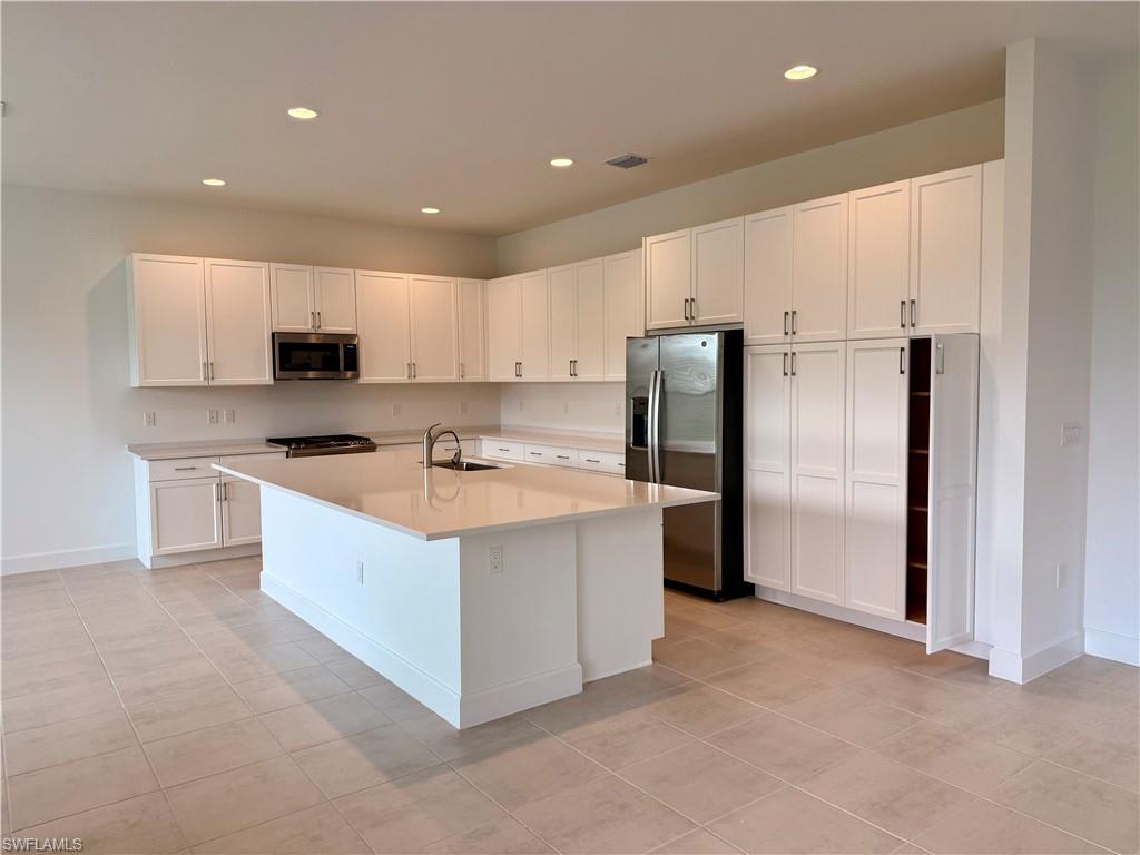 20885 Thistle Leaf Ln Property Photo 2