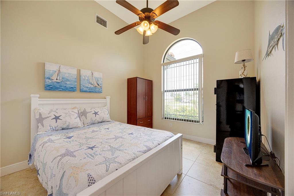 2509 Surfside Blvd Property Photo 10