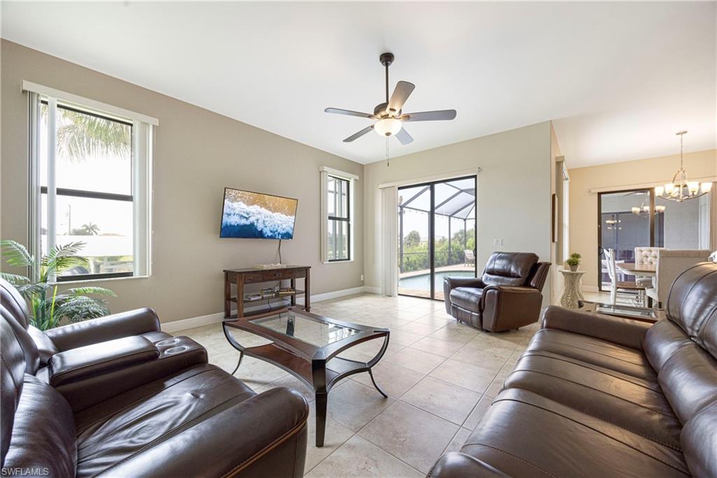 2509 Surfside Blvd Property Photo 26