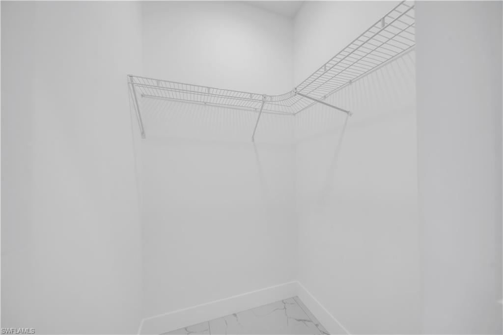 325 Paulcrest Ave Property Photo 16