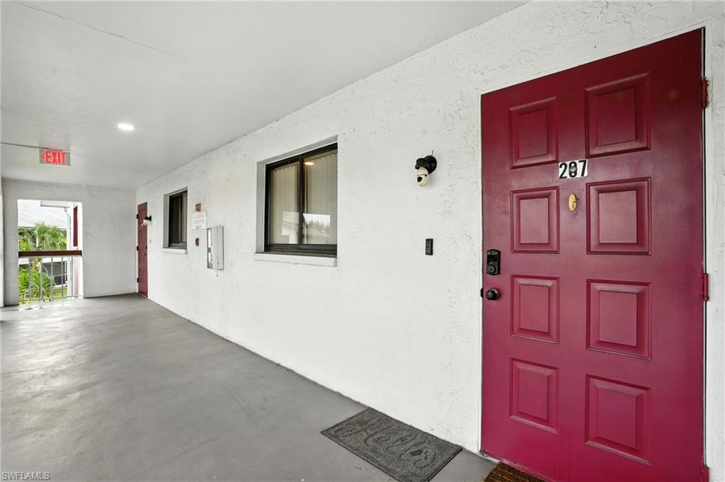 2231 5th St 207 Property Photo 6