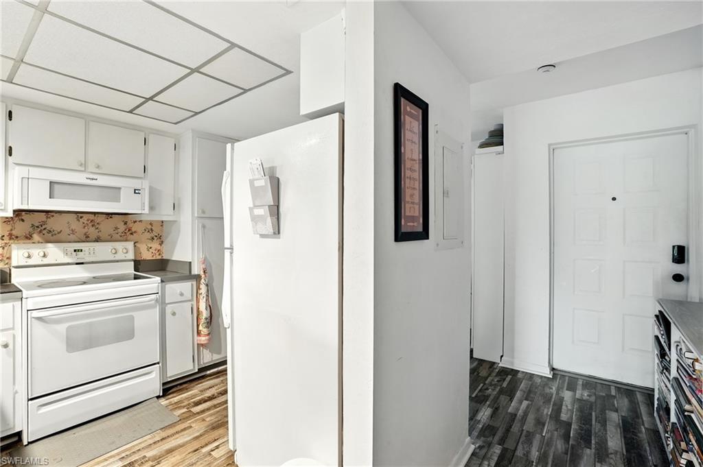 2231 5th St 207 Property Photo 15