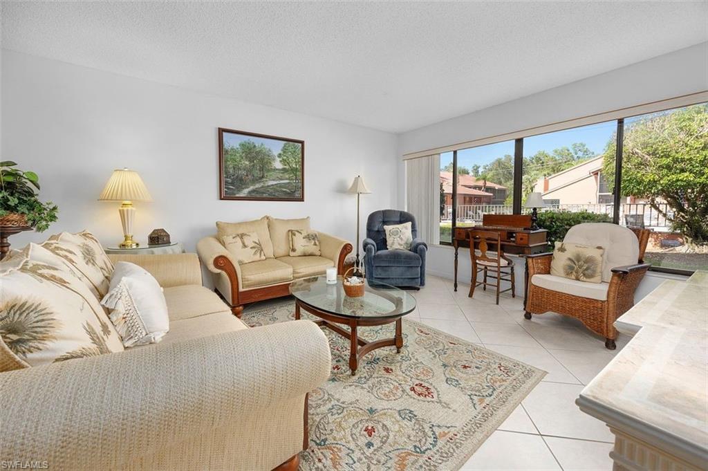 114 Cypress Way E D3 Property Photo 2