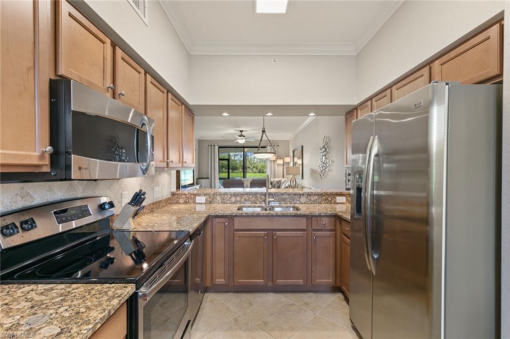 9735 Acqua Ct 615 Property Photo 7