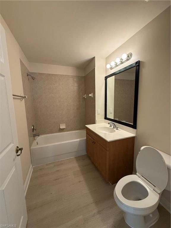 3968 Pomodoro Cir 202 Property Photo 5
