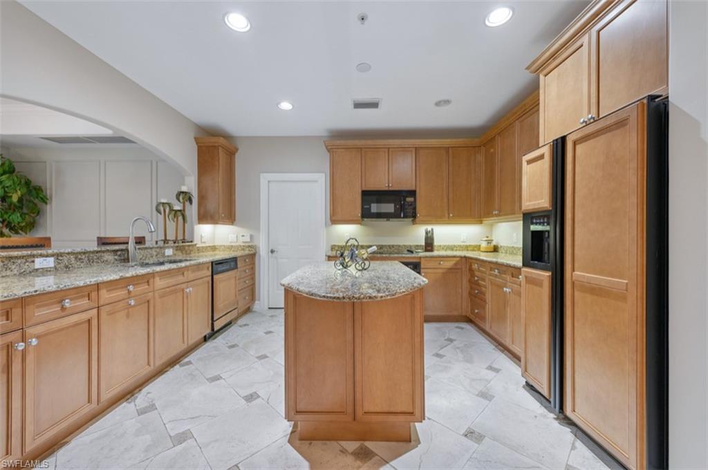 226021981 Property Photo 10