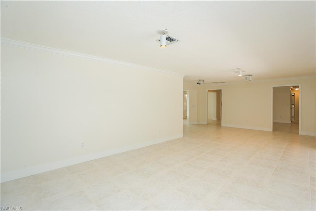2901 Crayton Rd Property Photo 37