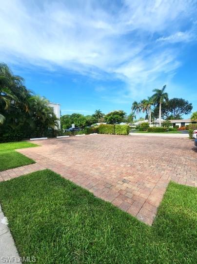 2000 Alamanda Dr 206 Property Photo 15