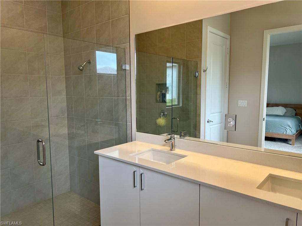 5252 Lamone Ln Property Photo 12