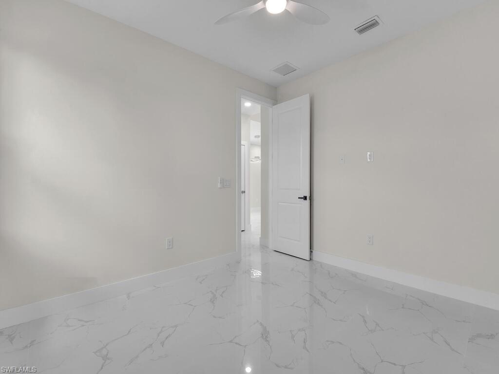 611 Lincoln Ave Property Photo 14