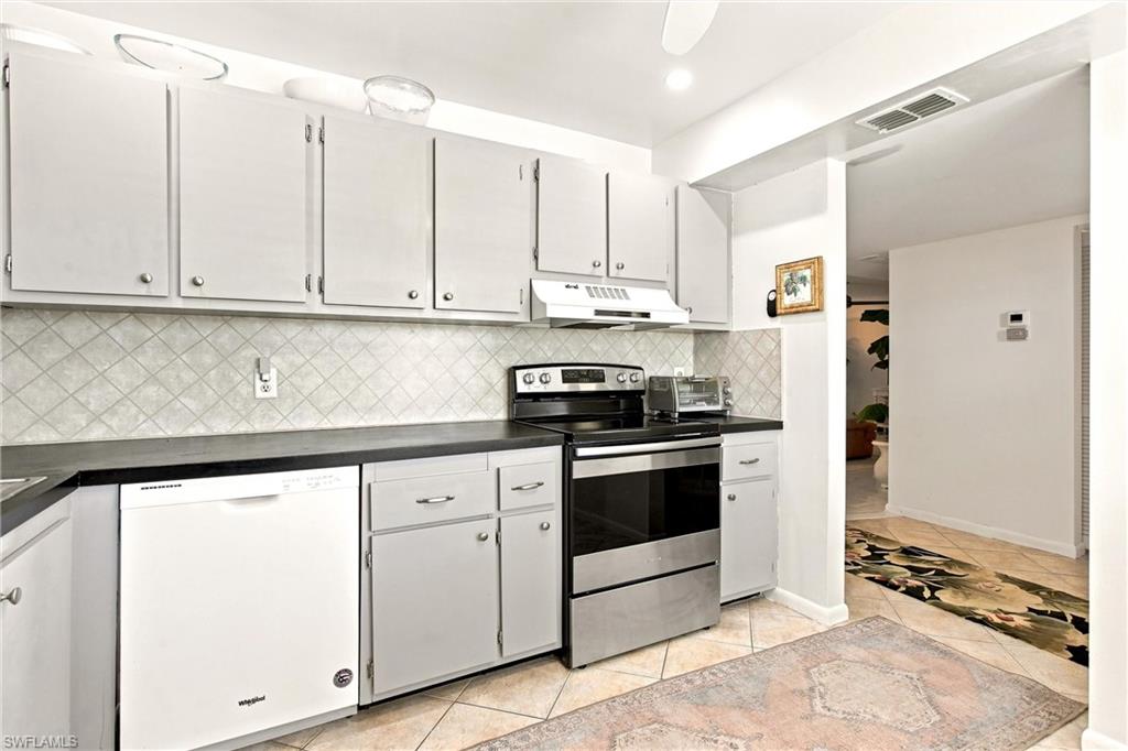 550 Teryl Rd 2302 Property Photo 15