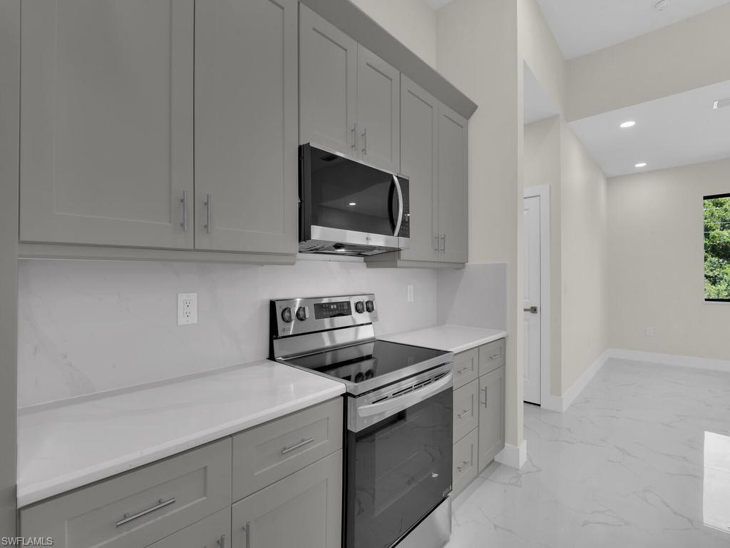 1304 Williams Ave Property Photo 6