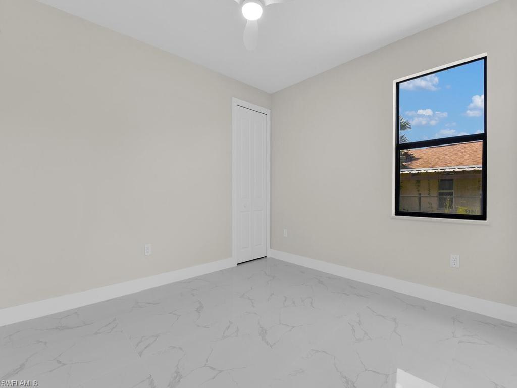 1304 Williams Ave Property Photo 17