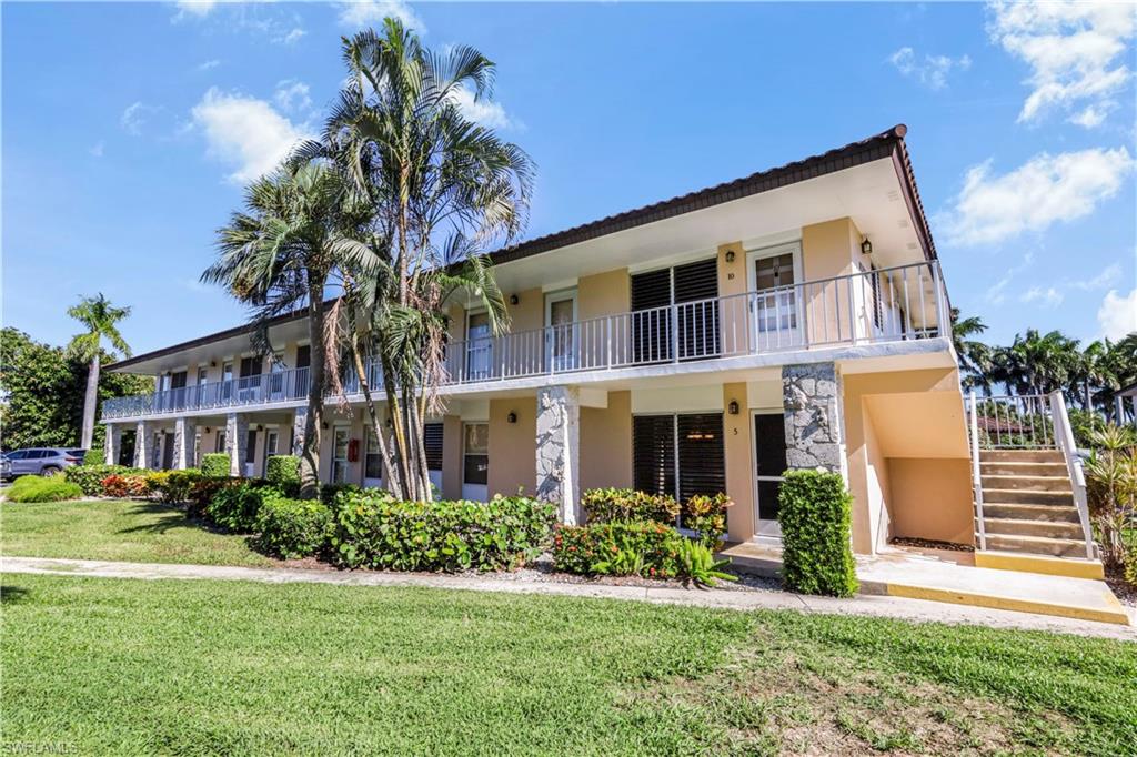167 Collier BLVD L5 Property Photo 1