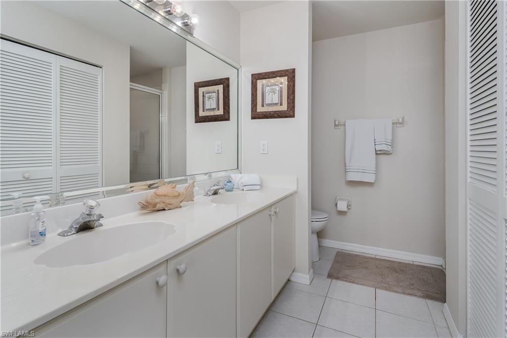 8085 Celeste Dr 812 Property Photo 8
