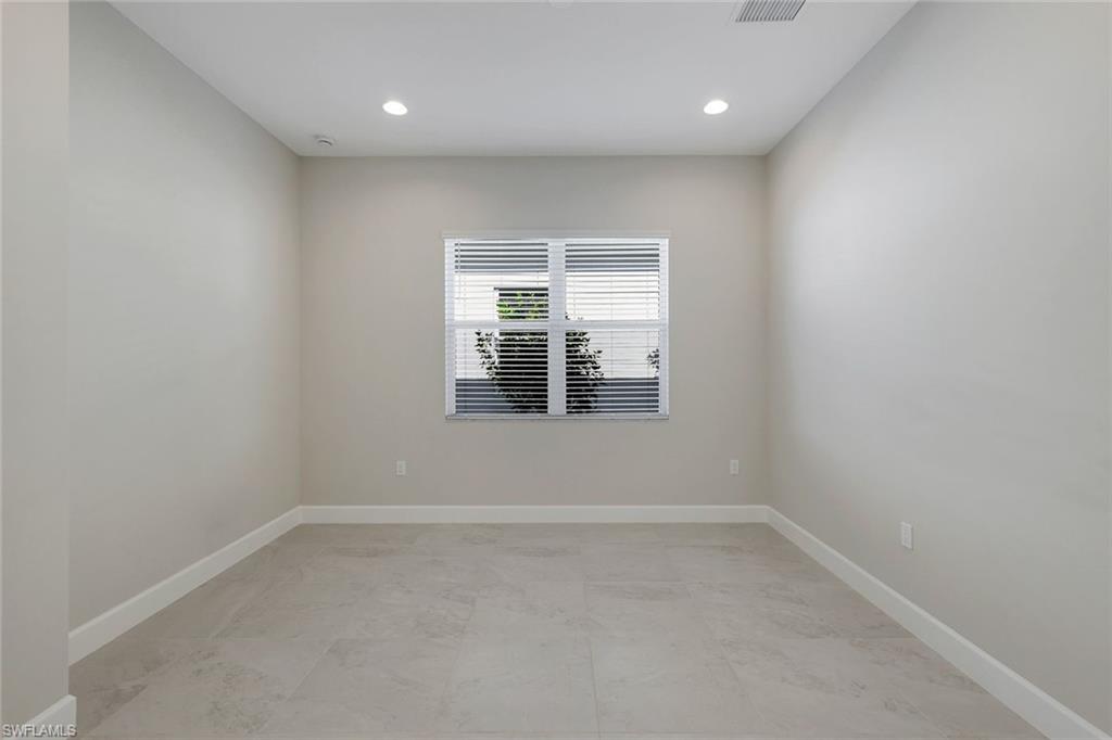 2565 Kingfisher Dr Property Photo 15
