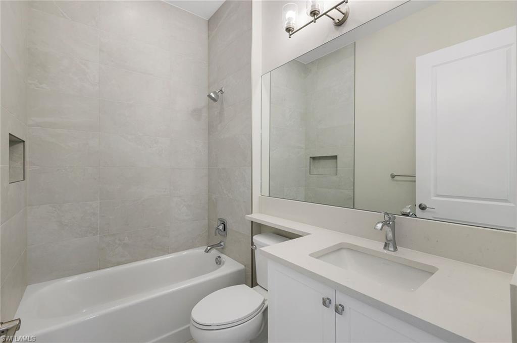 2565 Kingfisher Dr Property Photo 18