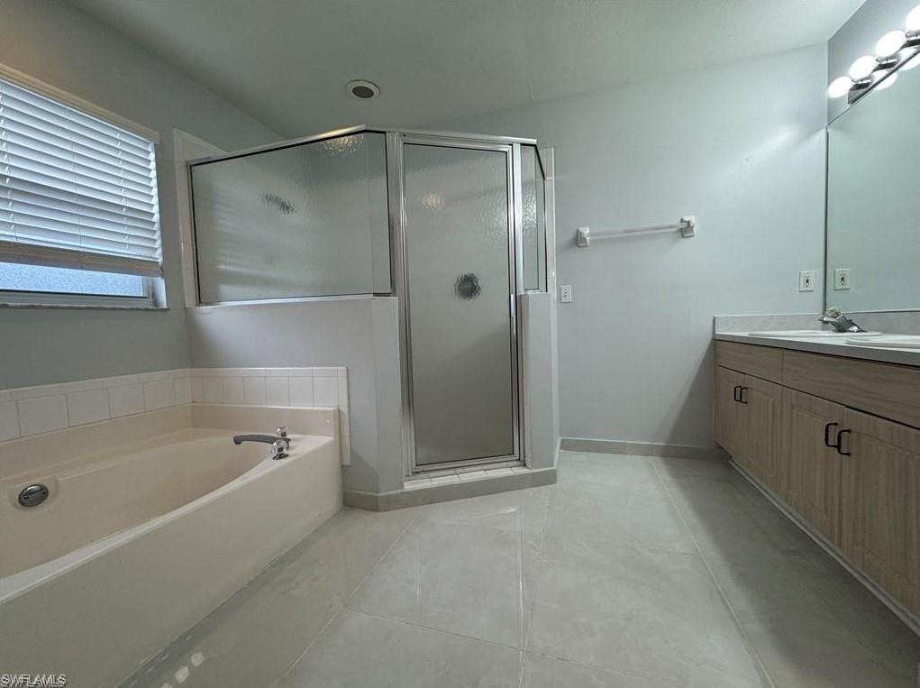 4649 Santiago Ln Property Photo 15