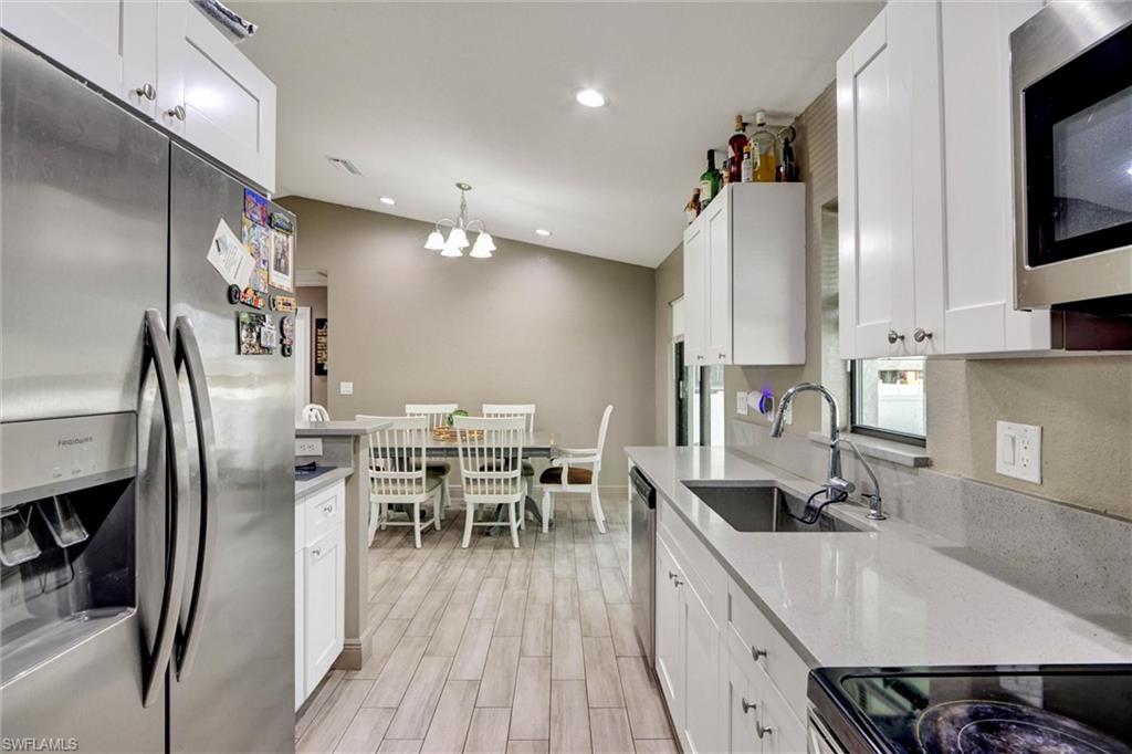 1317 4th Pl Property Photo 1