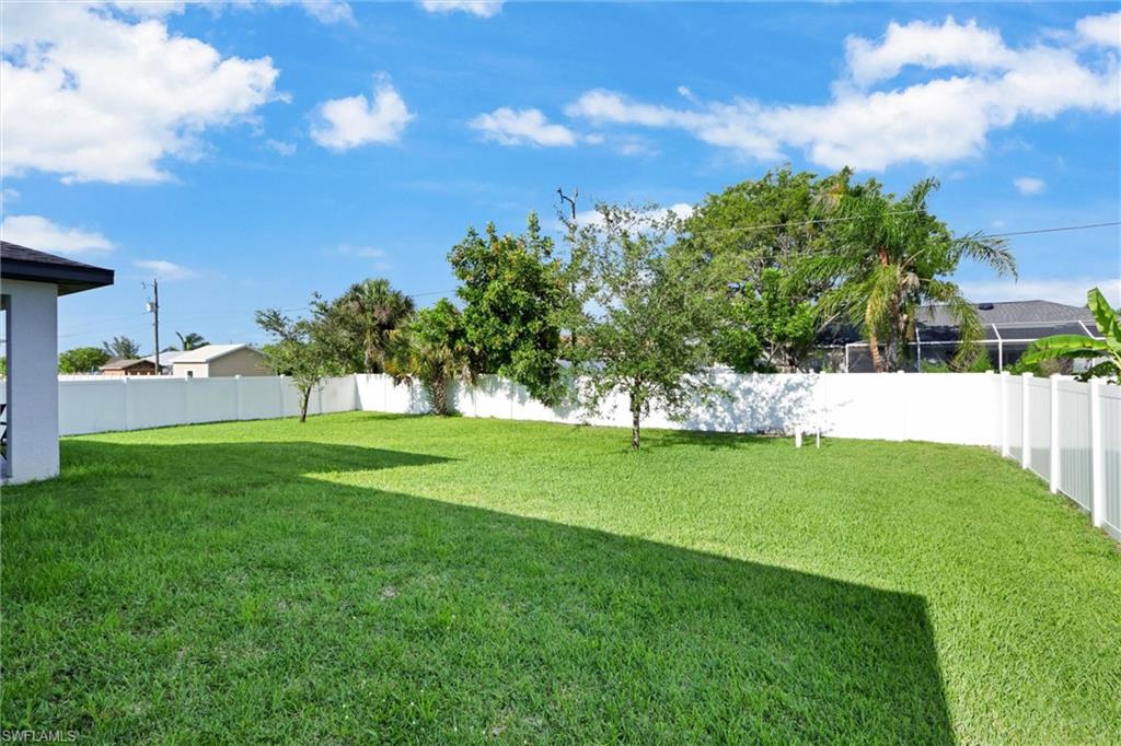 1317 4th Pl Property Photo 28