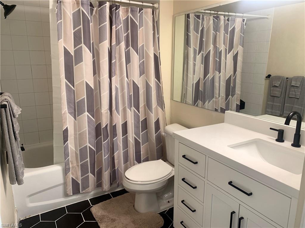 1275 Wildwood Lakes Blvd 2-108 Property Photo 11