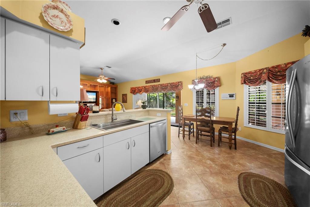 226022235 Property Photo 8