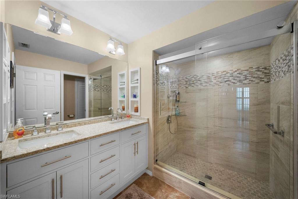 226022235 Property Photo 16