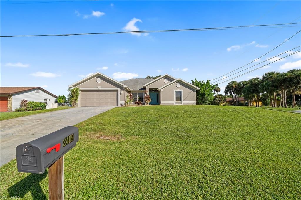 2409 Edgewater Way Property Photo 3