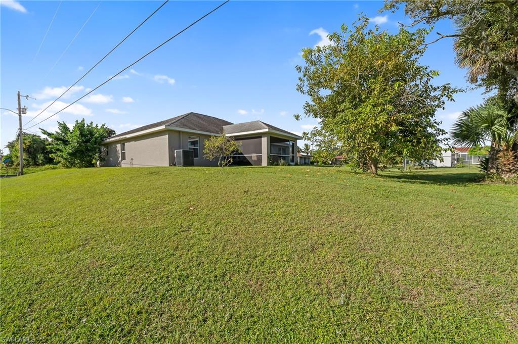 2409 Edgewater Way Property Photo 43
