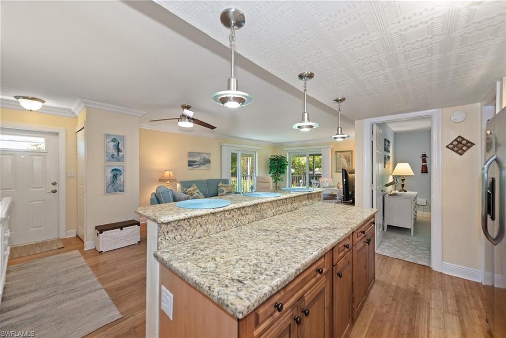200 Palm Dr 4 Property Photo 7