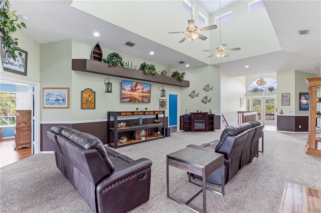 4692 Spring Creek Dr Property Photo 8