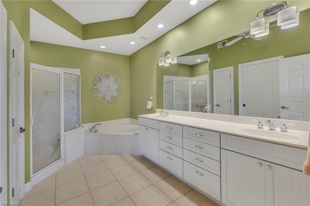 26951 Wyndhurst Ct 102 Property Photo 14