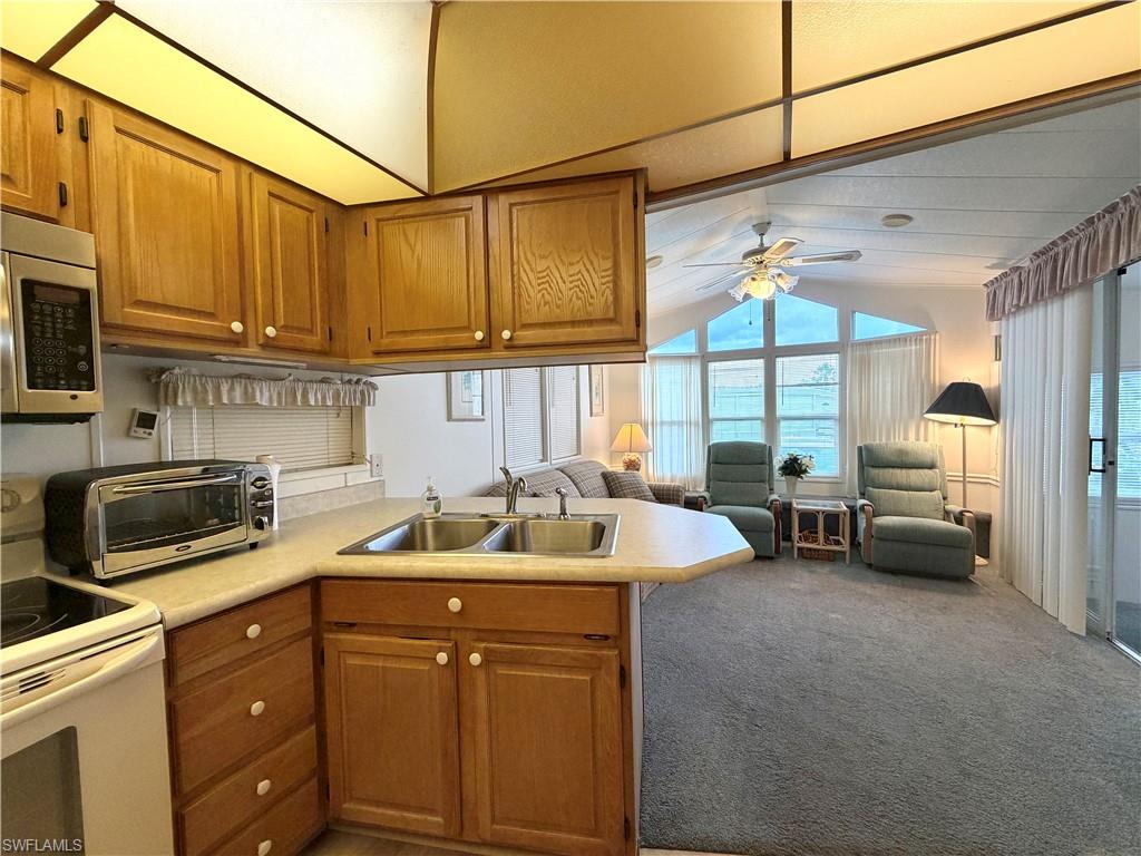 4701 Mayflower Way W Property Photo 18