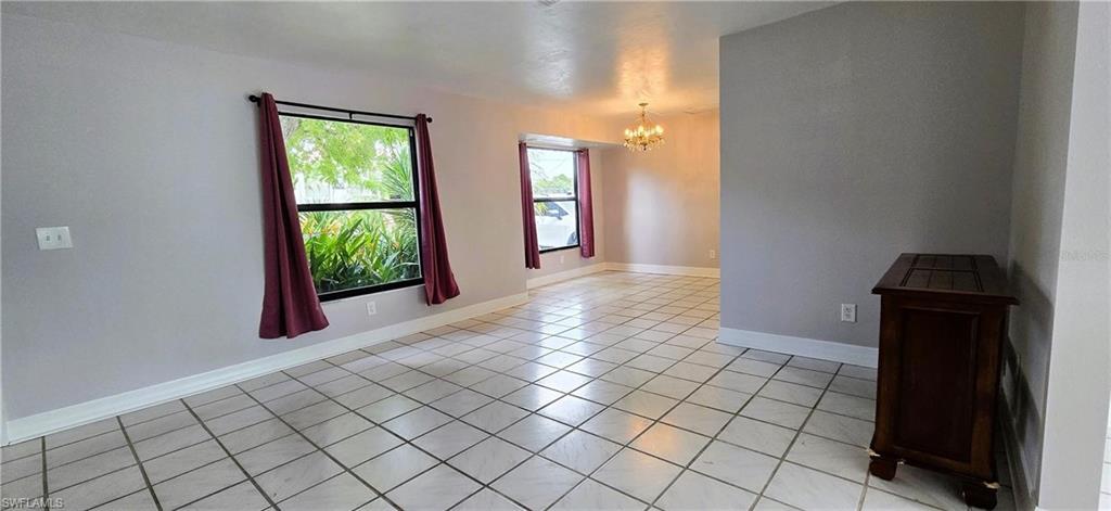 1031 Averly St Property Photo 4