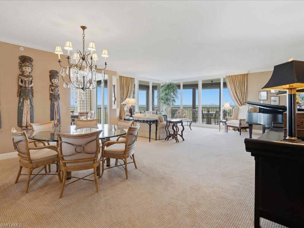 425 Cove Tower Dr 901 Property Photo 2