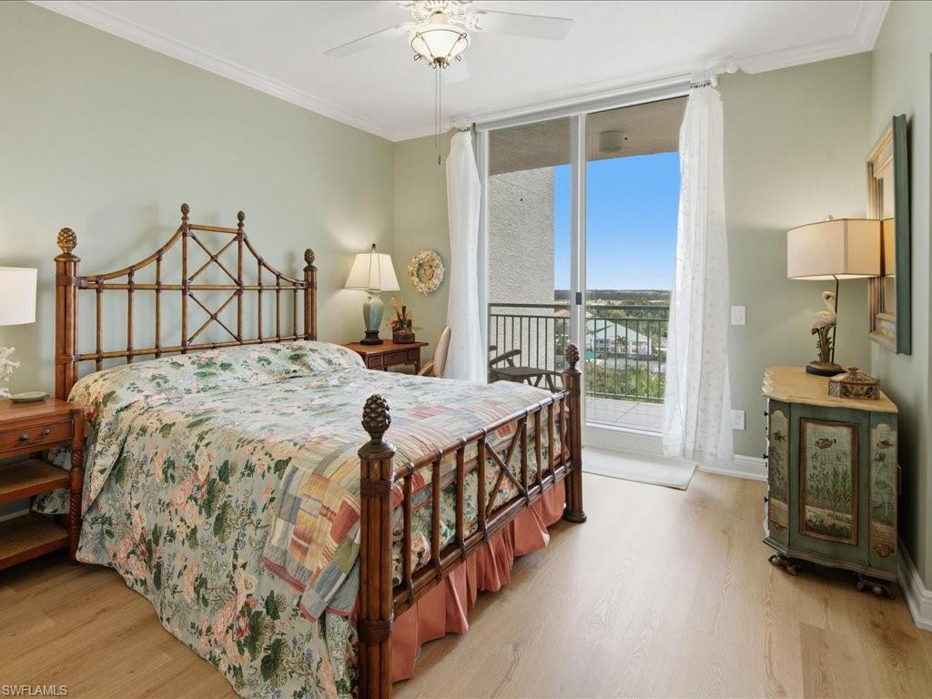 425 Cove Tower Dr 901 Property Photo 26